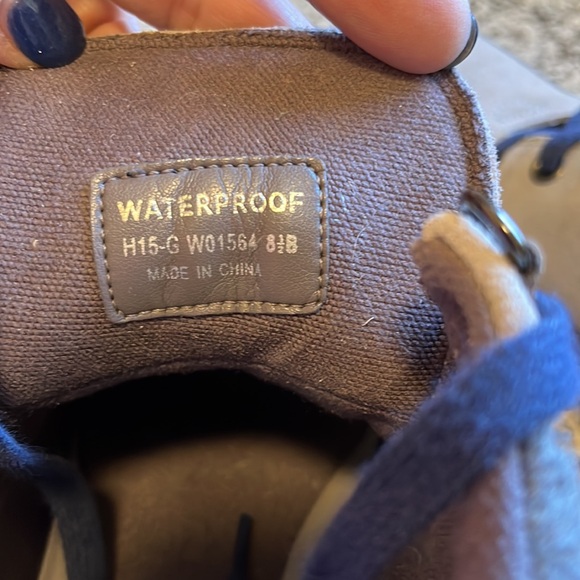 Cole Haans light gray waterproof boots - Picture 7 of 14